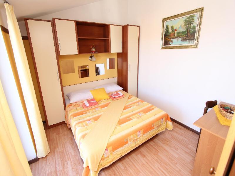 Rooms And Apartment Matosevic Ровин Екстериор снимка