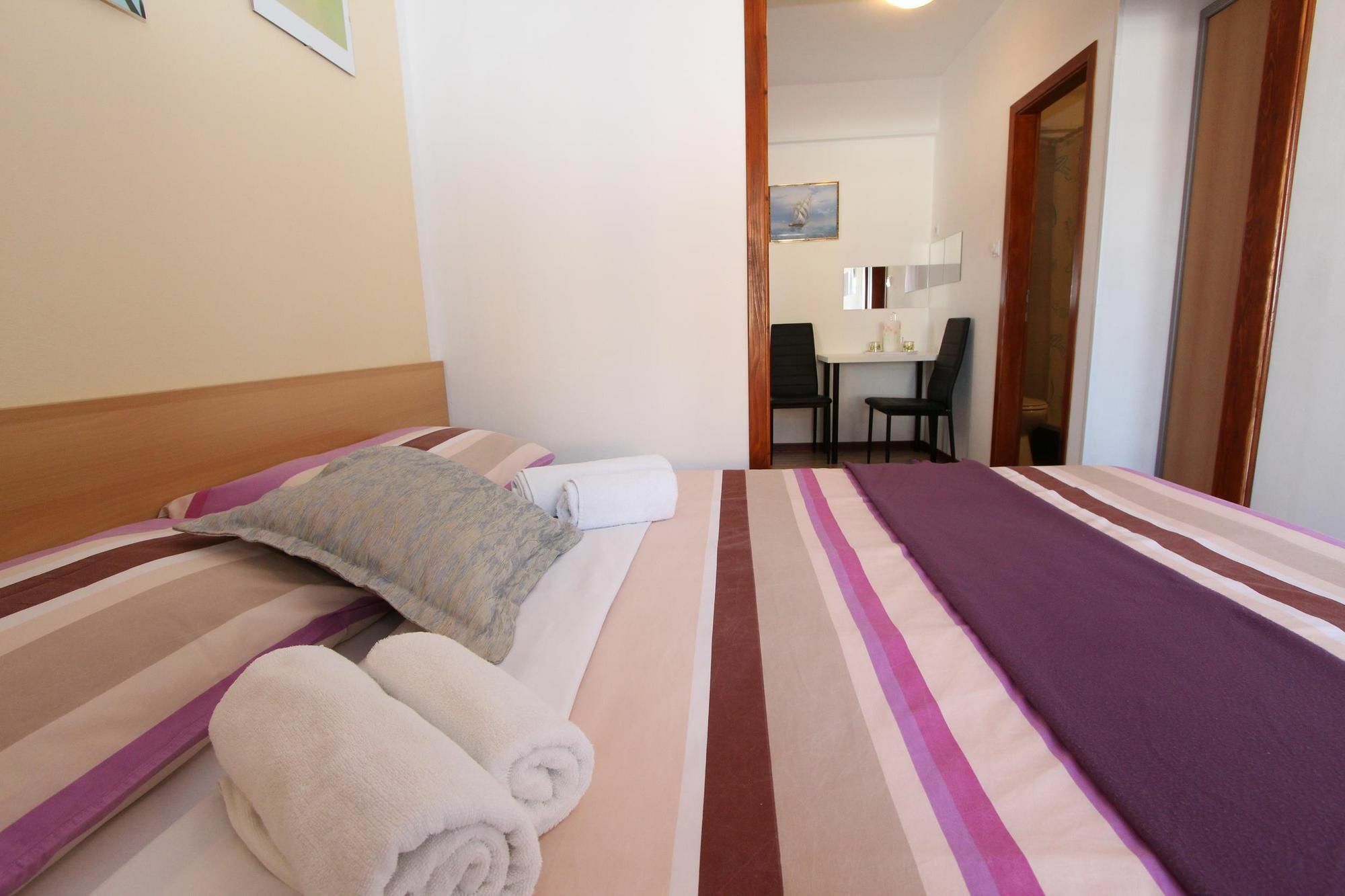 Rooms And Apartment Matosevic Ровин Екстериор снимка