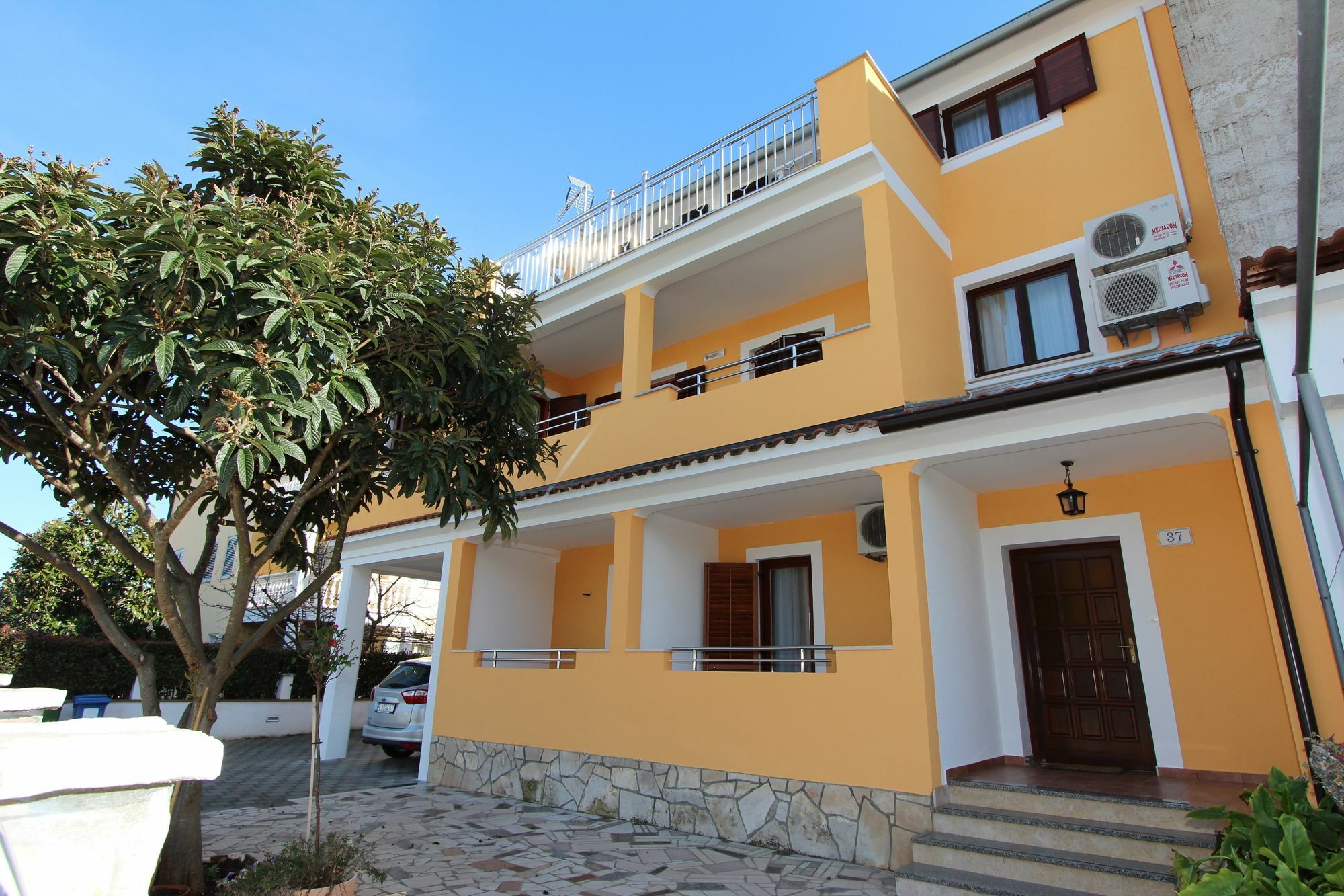 Rooms And Apartment Matosevic Ровин Екстериор снимка